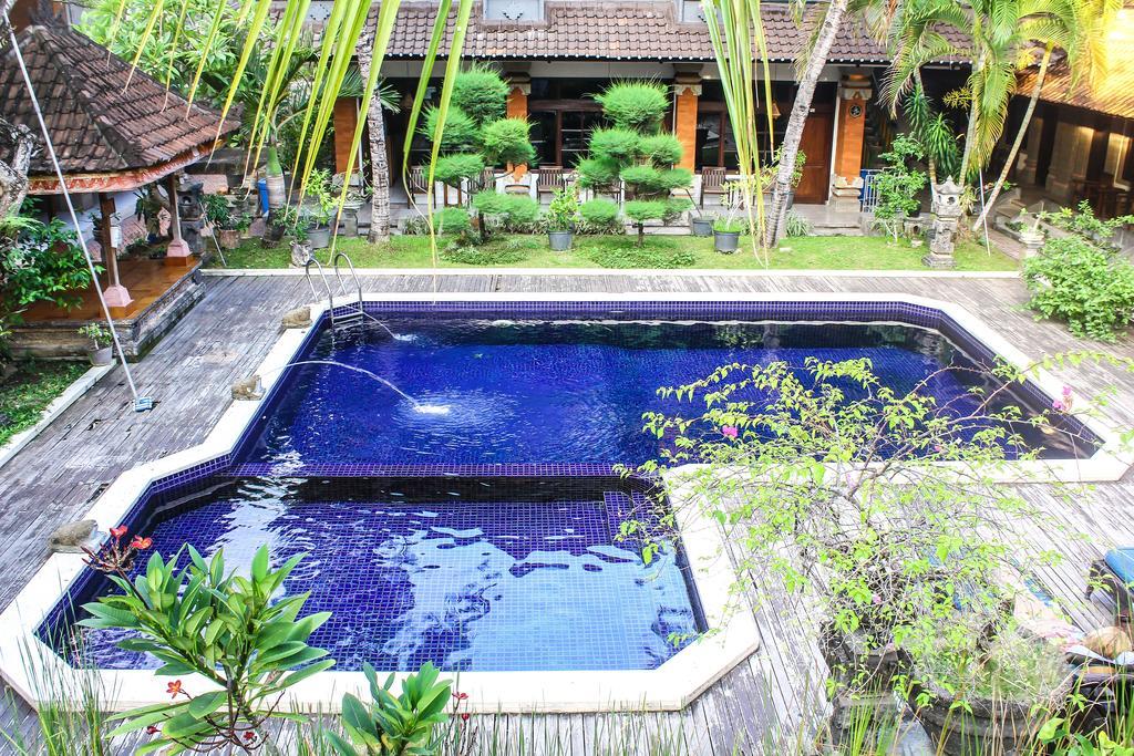 Hotel Puri Tanah Lot Кута Екстер'єр фото