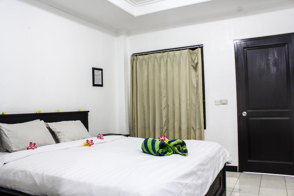 Hotel Puri Tanah Lot Кута Екстер'єр фото